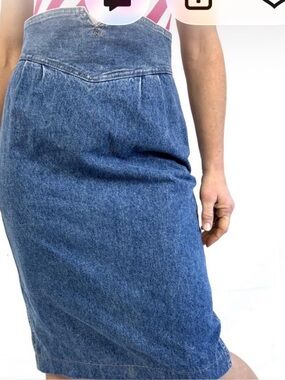 Vtg. Zena 1980’s high waist acid wash denim pencil skirt y2k